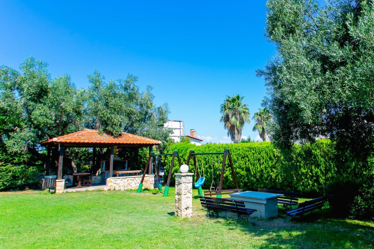 Golden Residence Family Resort Pefkochori Exterior foto